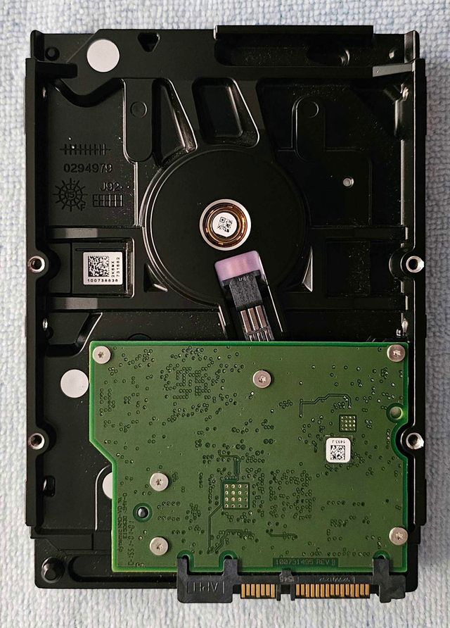 Disco duro SSHD Seagate ST1000DX001-Z4YCZC5G - 1TB