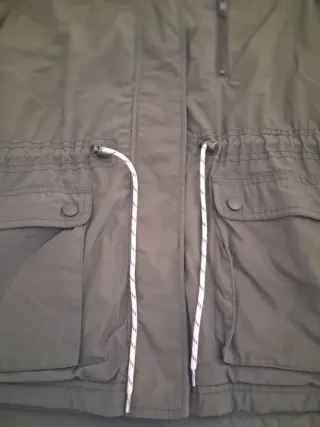 Chaquetón Green Coast verde con capucha