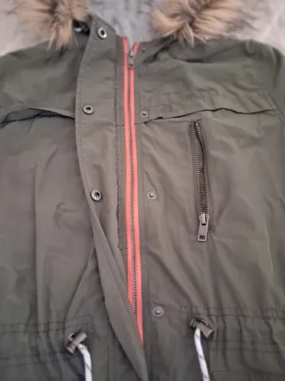 Chaquetón Green Coast verde con capucha