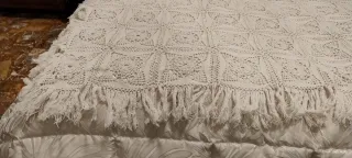 Coperta matrimoniale uncinetto bianca con frangia