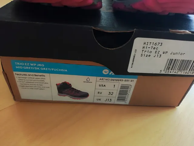 Botas Hi-tec impermeables talla 32 gris y fucsia