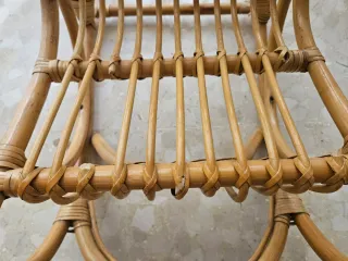 Mecedora infantil de mimbre