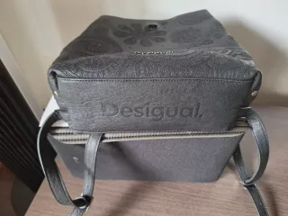 Mochila Desigual con Estampado Floral