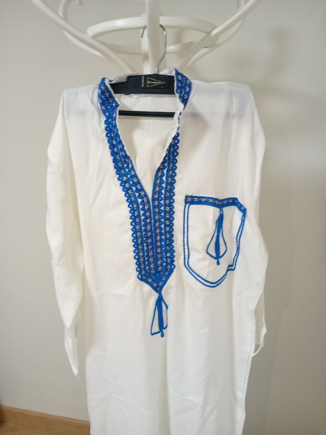 Chilaba Egipcia Bordada Azul y Blanca