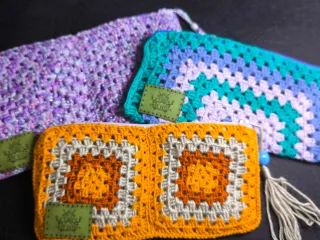 NECESER DE GANCHILLO