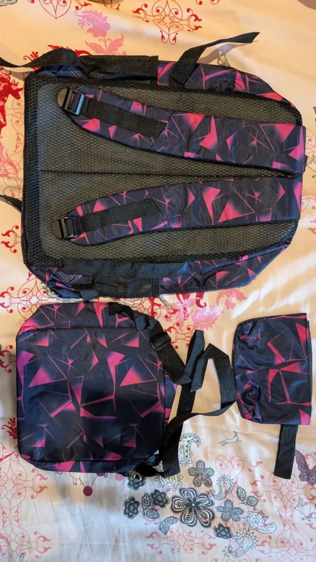 Mochila, bandolera y monedero (conjunto)