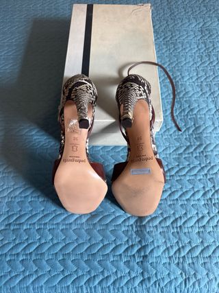 Sandalias Pedro Garcia pitón y cristales