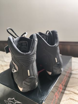 Botas Alpinestars Negras