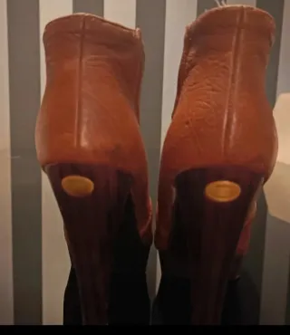 Botines Adolfo Domínguez Marrones