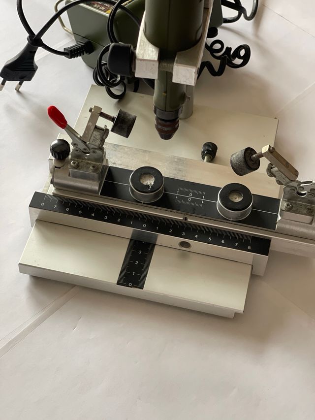 Taladro Proxxon D-54518 + Soporte
PARA MAQUETERIA4