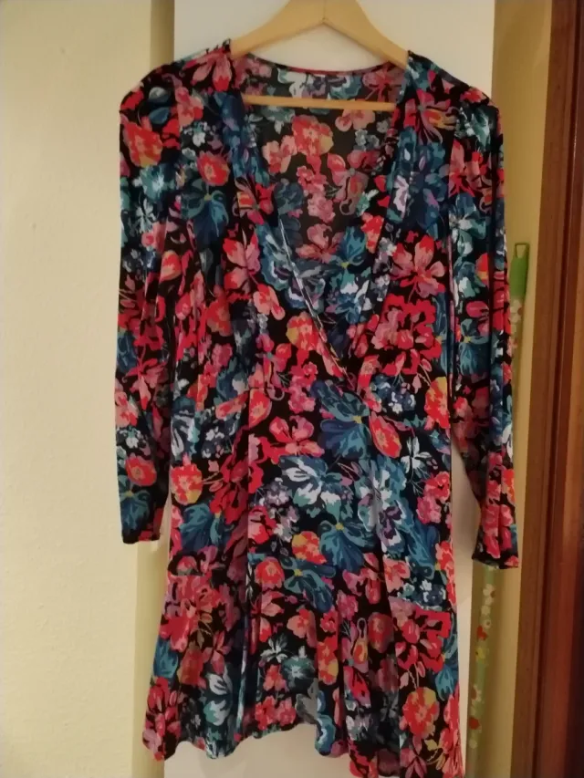 Vestido estampado flores manga larga