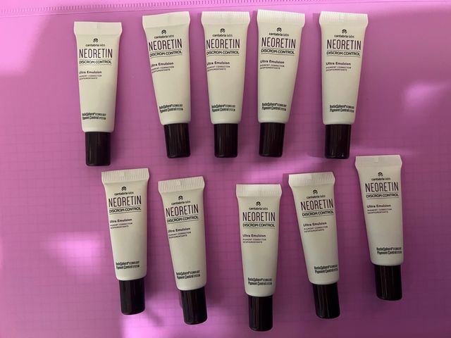 Pack 10 Neoretin Discrom Control Ultra Emulsion
