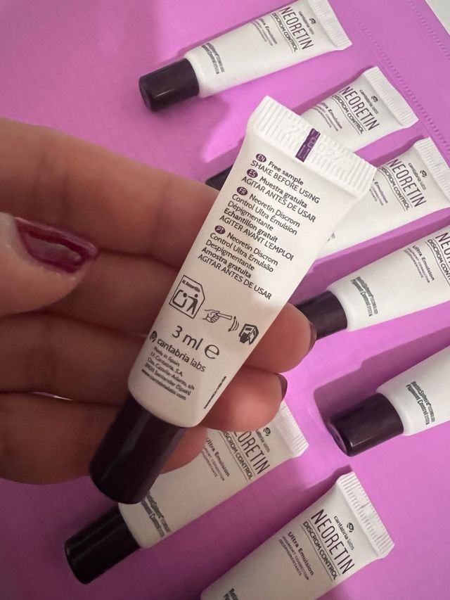 Pack 10 Neoretin Discrom Control Ultra Emulsion