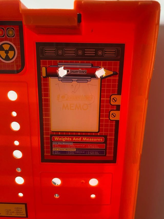 Mesa de herramientas de juguete Powerline