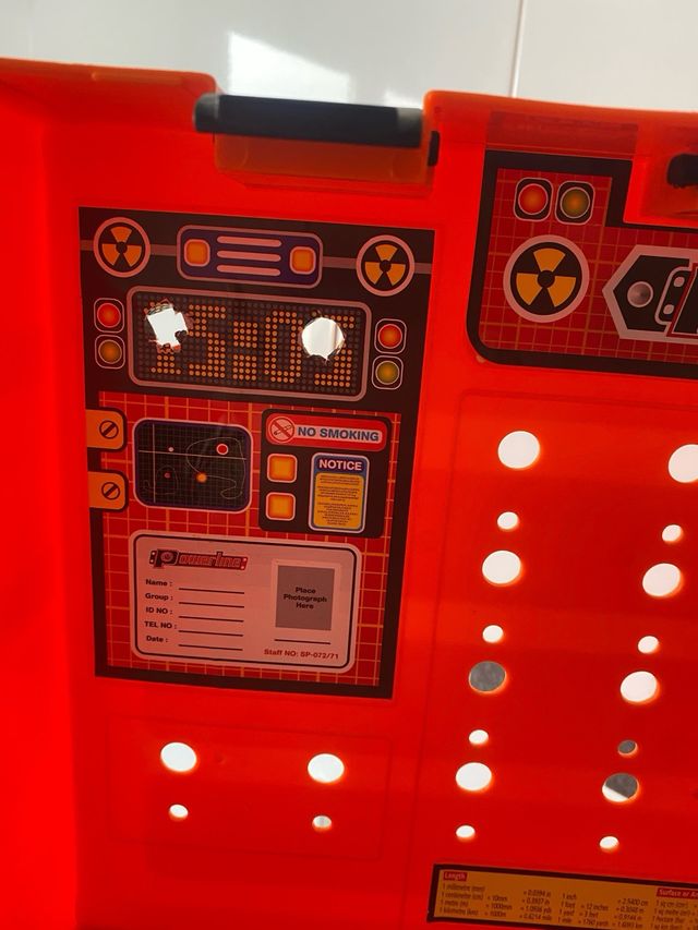 Mesa de herramientas de juguete Powerline