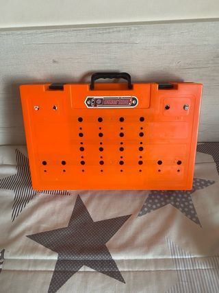 Mesa de herramientas de juguete Powerline