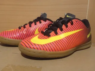 Zapatillas Nike Fútbol Sala Talla 34