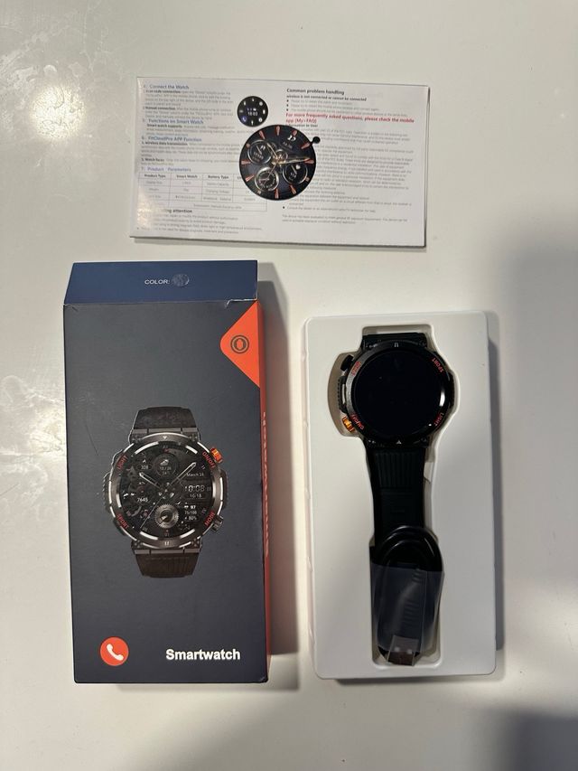 Smartwatch Negro y Naranja (sin marca)