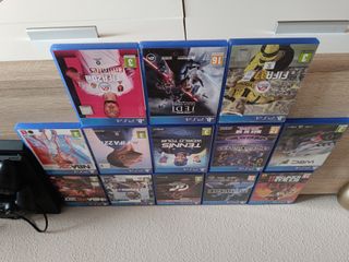 PS4 (PlayStation 4) con 2 mandos y 13 juegos