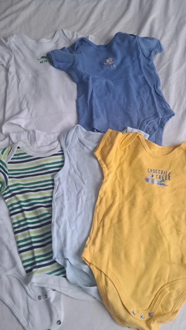 Lote 14 Bodies Manga Corta Bebé 24-36 Meses