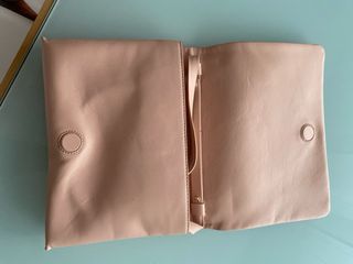 Bolso de piel beige y rosa