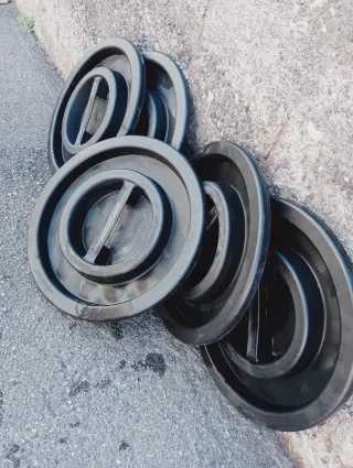 Lotto n° 5 coperchi per bidone cm 50/65 Neri.