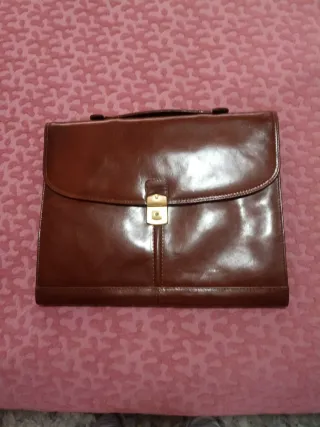 Cartera de piel para documentos