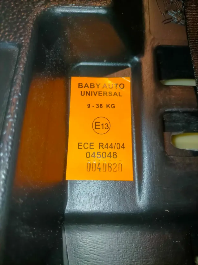 Alzador Babyauto 9-36 kg.