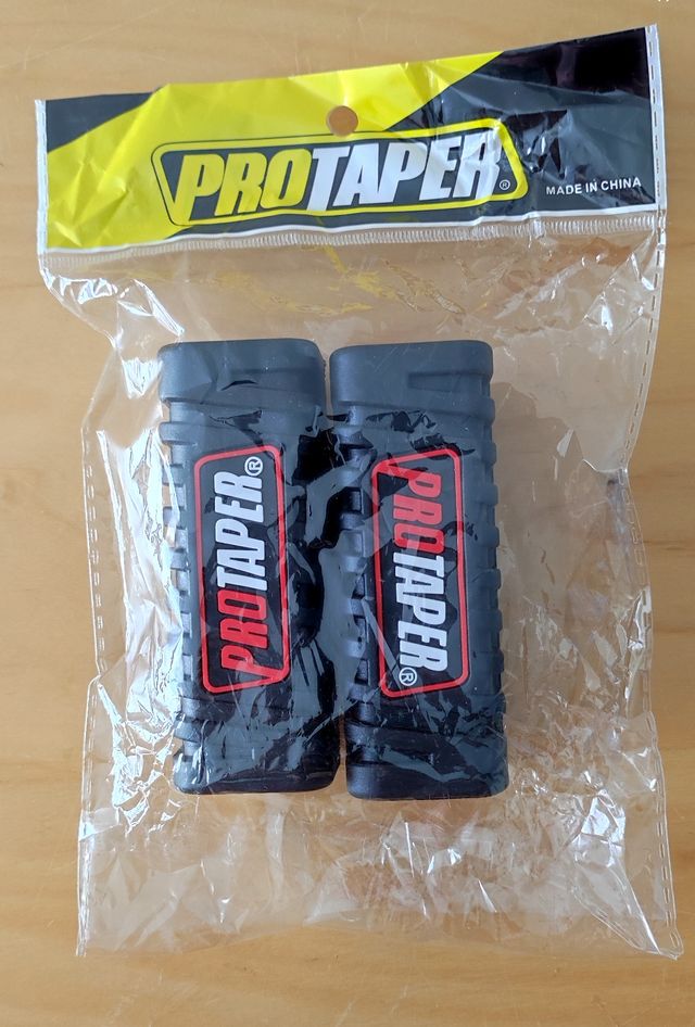 Reposapiés moto/pousa pés mota novos