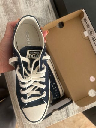 Zapatillas Converse Azul Marino con Estrellas