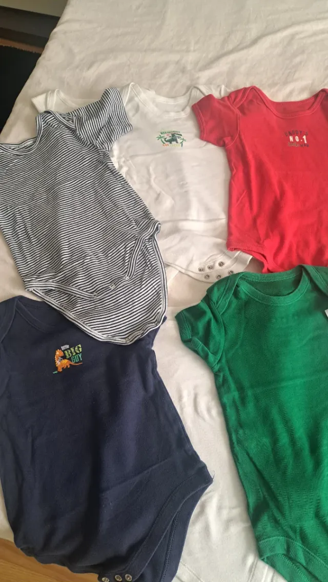 Lote 29 Bodies Manga Corta Bebé 24-36 Meses