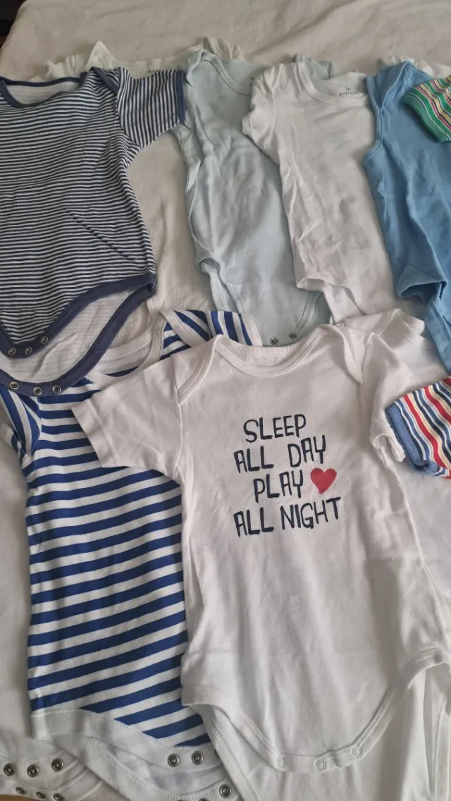 Lote 29 Bodies Manga Corta Bebé 24-36 Meses