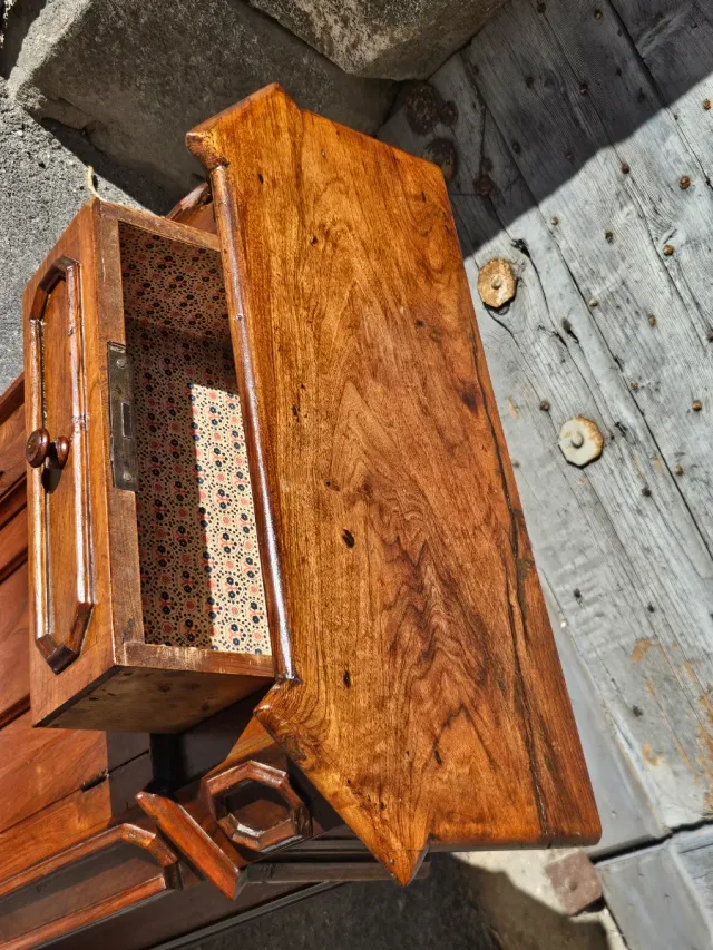 Inginocchiatoio antico noce epoca 1800