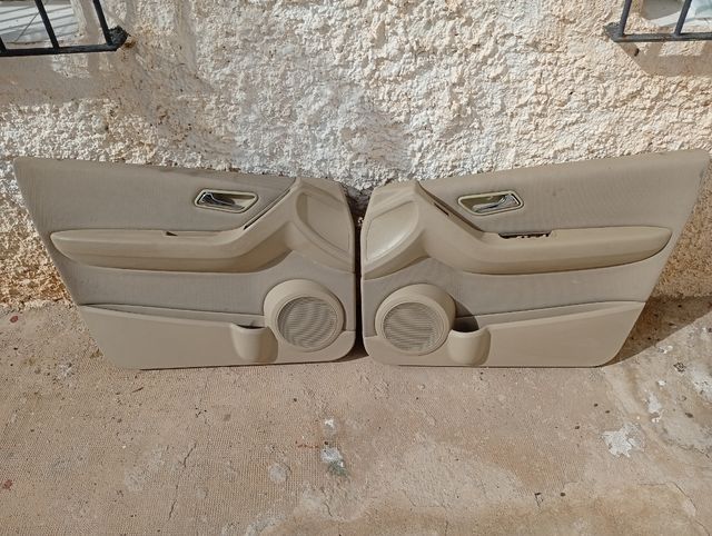 PANELES PUERTAS MERCEDES-BENZ A-CLASS (W169) 2008.