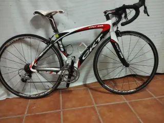 Bicicleta de carretera CKT 258