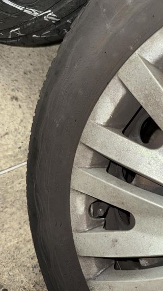 4 Cerchi in ferro con copricerchi