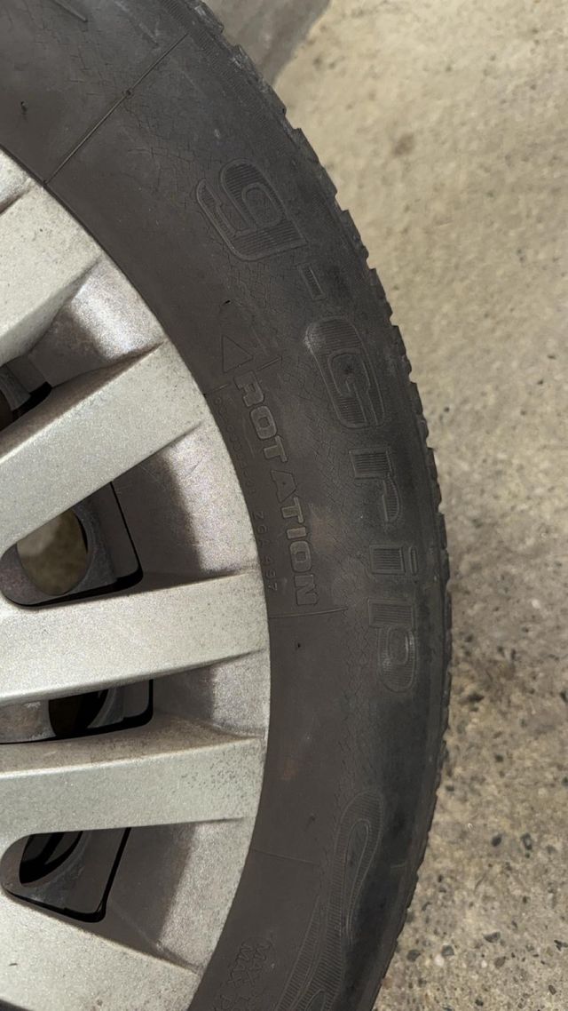 4 Cerchi in ferro con copricerchi