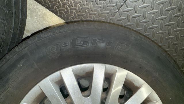 4 Cerchi in ferro con copricerchi