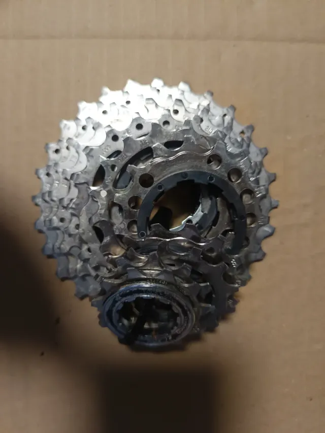 Cassette 11v Shimano  105   11-28.