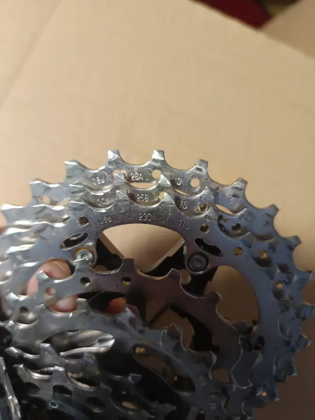 Cassette 11v Shimano  105   11-28.