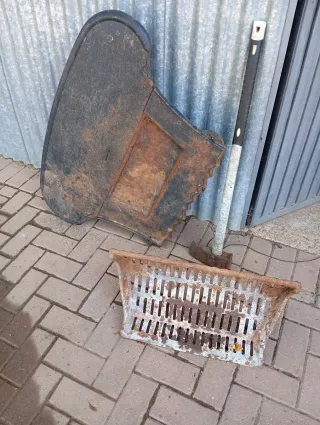 Chimenea de hierro fundido decorada