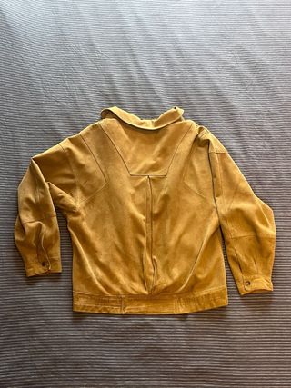 Chaqueta de piel marrón