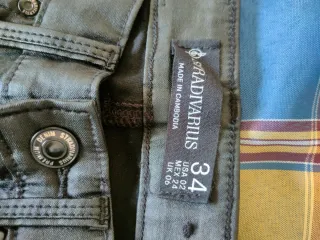 3 Vaqueros Pull&Bear Azules