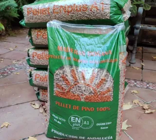 Pellets de madera de pino 100%