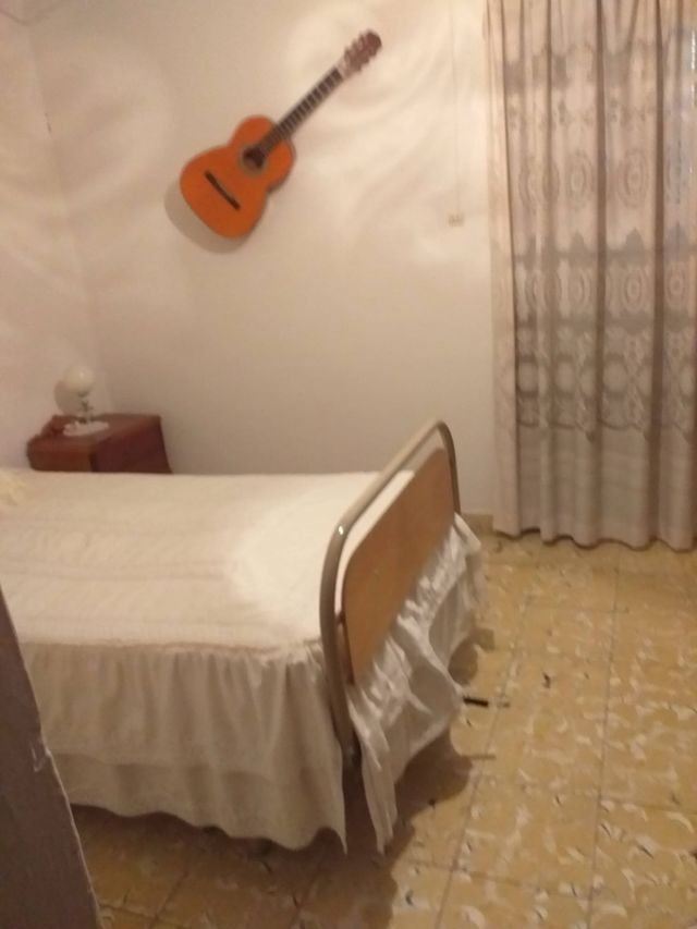 Casa de pueblo en Valdepeñas (Jaén)