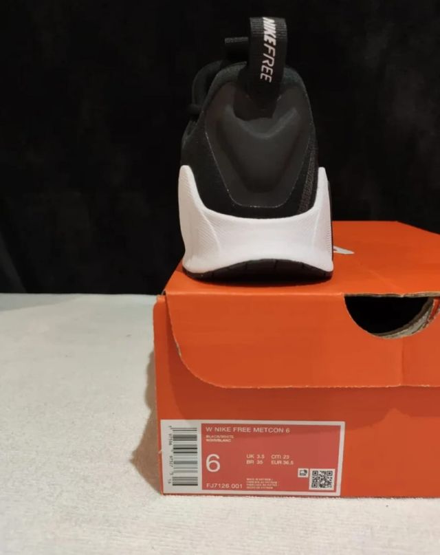 W Nike Free Metcon 6