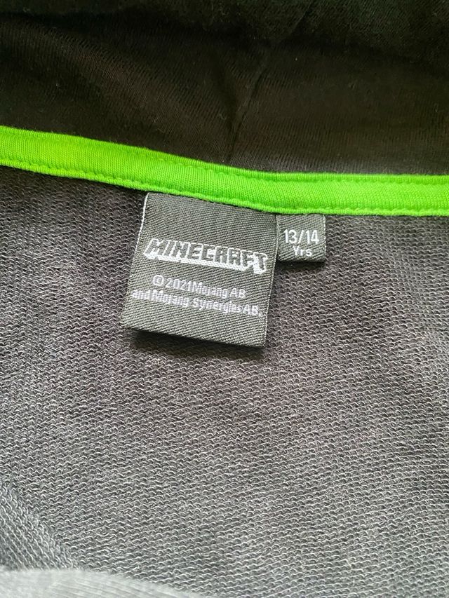 Lote 3 prendas: Sudadera M, Minecraft y Pokémon