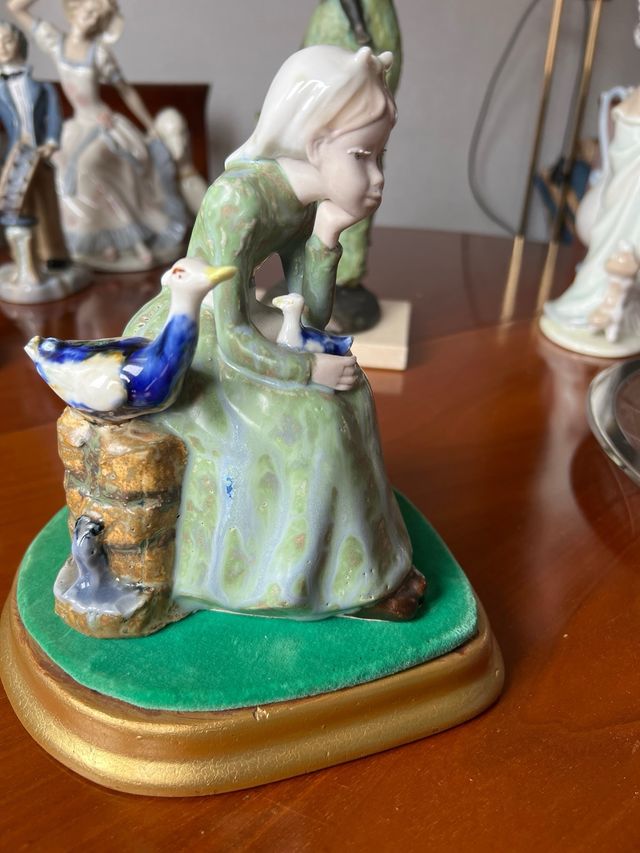 Figura in porcellana inglese di Valencia