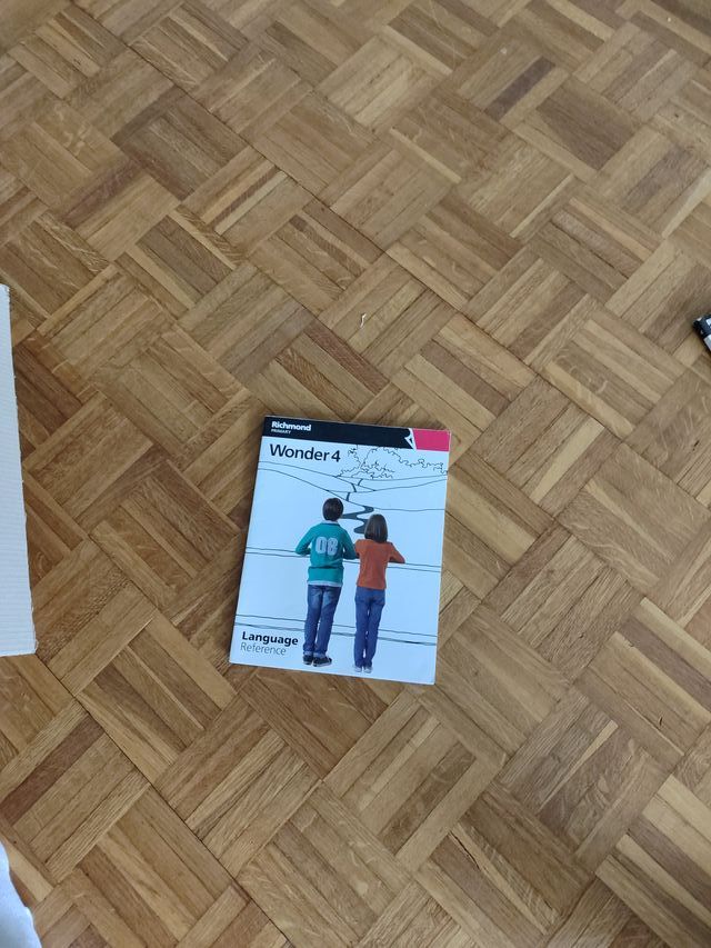 WONDER 4 STUDENT'S BOOK