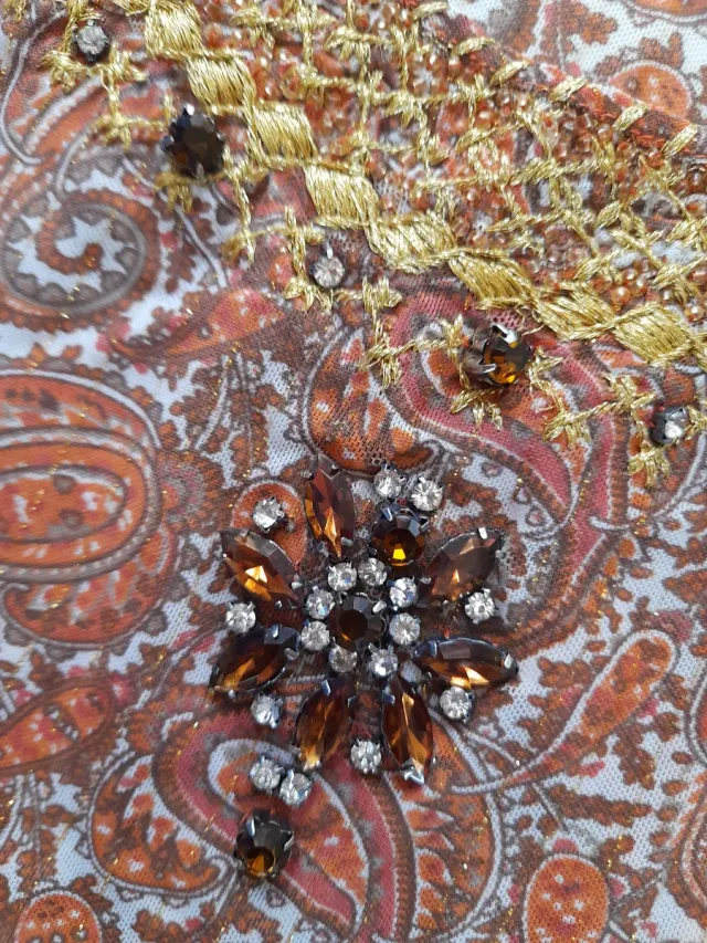 Top List sin mangas con pedrería